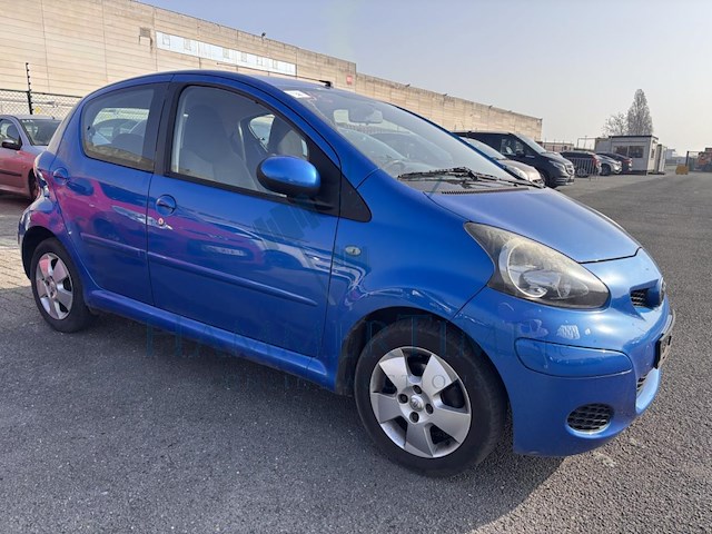 Toyota aygo 1.0i vvt-i, 2010 - afbeelding 23 van  39