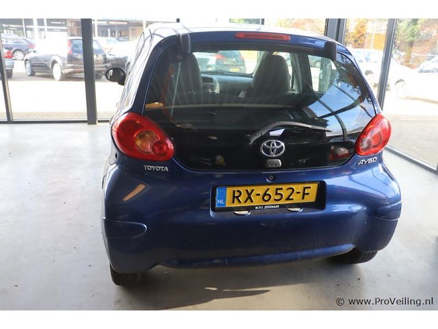 Toyota aygo| benzine | kenteken: rx-652-f - afbeelding 25 van  26