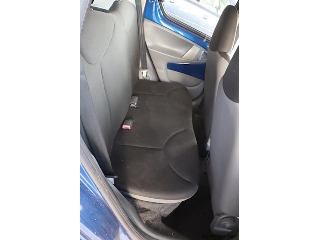 Toyota aygo| benzine | kenteken: rx-652-f - afbeelding 10 van  26