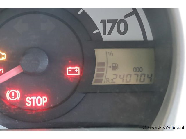 Toyota aygo| benzine | kenteken: rx-652-f - afbeelding 14 van  26