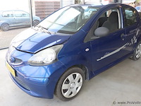 Toyota aygo| benzine | kenteken: rx-652-f - afbeelding 20 van  26