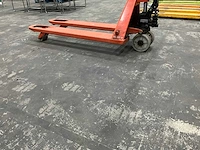 Toyota bt-lifter hand hydraulische palletwagen - afbeelding 2 van  5
