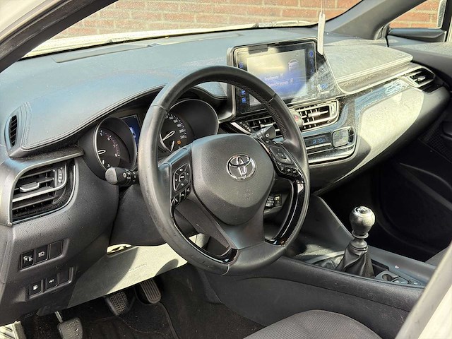 Toyota c-hr 1.2 dynamic 2017 | pl-733-g i - afbeelding 24 van  27