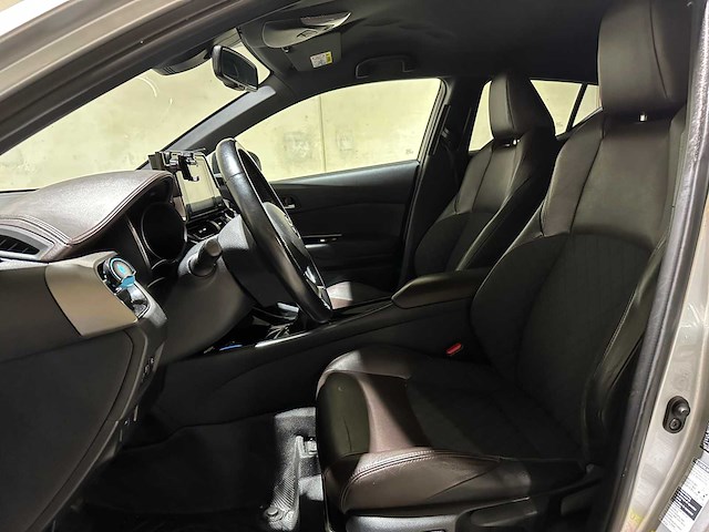 Toyota c-hr 1.2 first edition 116pk 2017, nb-105-x - afbeelding 29 van  44