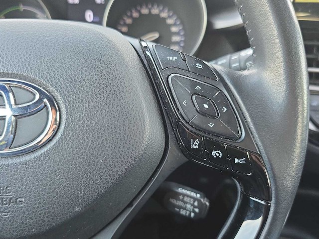 Toyota c-hr 1.8 hybrid dynamic 2021 | z-948-kr - afbeelding 9 van  28