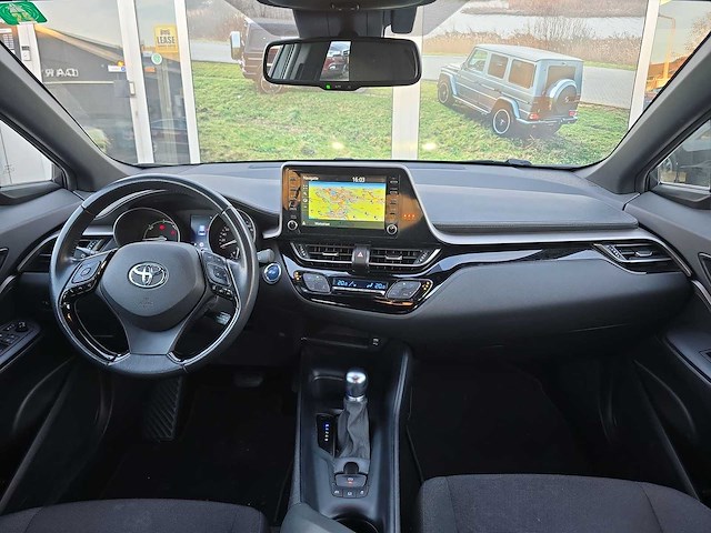 Toyota c-hr 1.8 hybrid dynamic 2021 | z-948-kr - afbeelding 18 van  28
