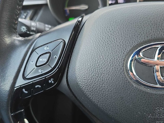 Toyota c-hr 1.8 hybrid dynamic 2021 | z-948-kr - afbeelding 8 van  28