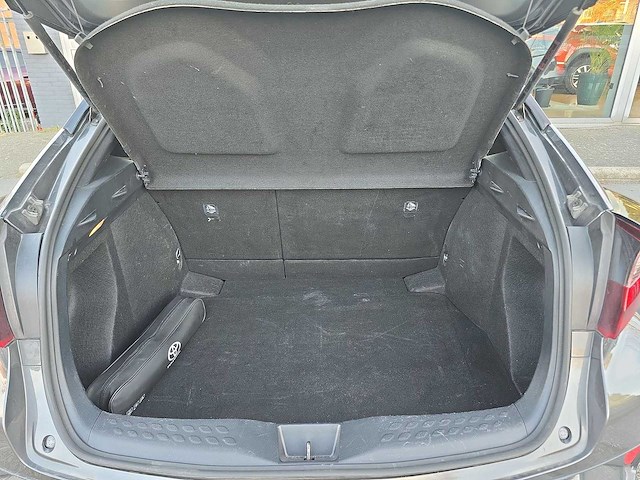Toyota c-hr 1.8 hybrid dynamic 2021 | z-948-kr - afbeelding 16 van  28
