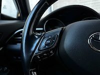 Toyota c-hr 1.8 hybrid executive 122pk 2017 (origineel-nl), rf-509-l - afbeelding 15 van  55