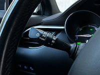 Toyota c-hr 1.8 hybrid executive 122pk 2017 (origineel-nl), rf-509-l - afbeelding 18 van  55