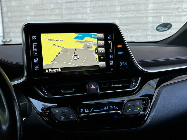 Toyota c-hr 1.8 hybrid executive 122pk 2017 (origineel-nl), rf-509-l - afbeelding 22 van  55
