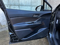 Toyota c-hr 1.8 hybrid executive 122pk 2017 (origineel-nl), rf-509-l - afbeelding 25 van  55