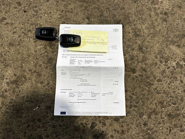 Toyota c-hr 1.8 hybrid executive 122pk 2017 (origineel-nl), rf-509-l - afbeelding 38 van  55