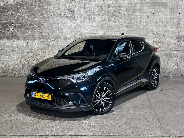 Toyota c-hr 1.8 hybrid executive 122pk 2017 (origineel-nl), rf-509-l - afbeelding 33 van  55