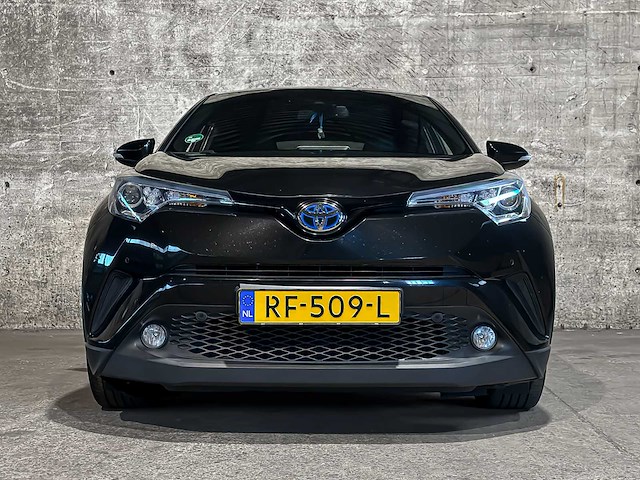 Toyota c-hr 1.8 hybrid executive 122pk 2017 (origineel-nl), rf-509-l - afbeelding 44 van  55
