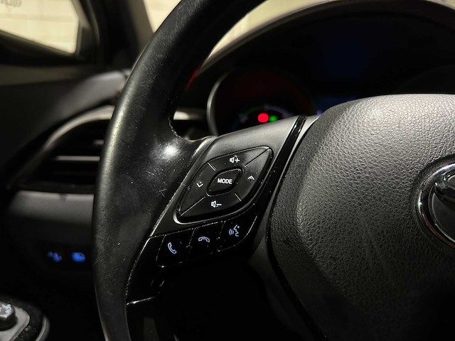 Toyota c-hr 1.8 hybrid executive 98pk 2017, pg-762-k - afbeelding 14 van  42