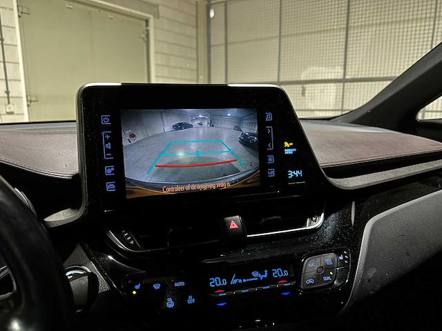 Toyota c-hr 1.8 hybrid executive 98pk 2017, pg-762-k - afbeelding 22 van  42