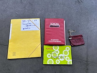 Toyota carina 1.6 de luxe 75pk 1976, 98-ju-66 - afbeelding 37 van  37