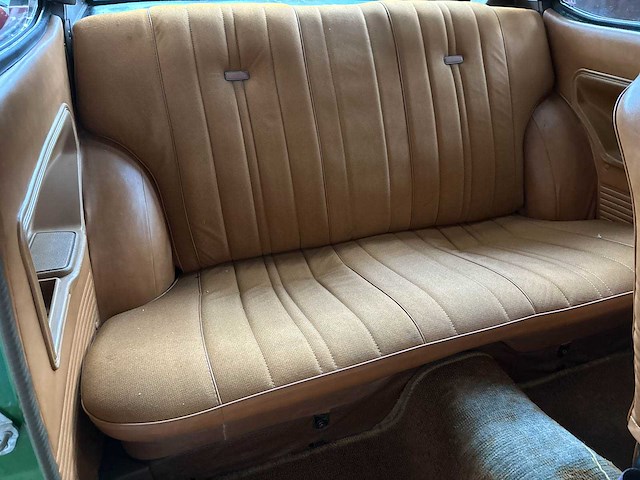 Toyota carina 1.6 de luxe 75pk 1976, 98-ju-66 - afbeelding 23 van  33