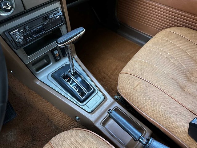 Toyota carina 1600 de luxe automatic 75pk 1976 - afbeelding 13 van  36