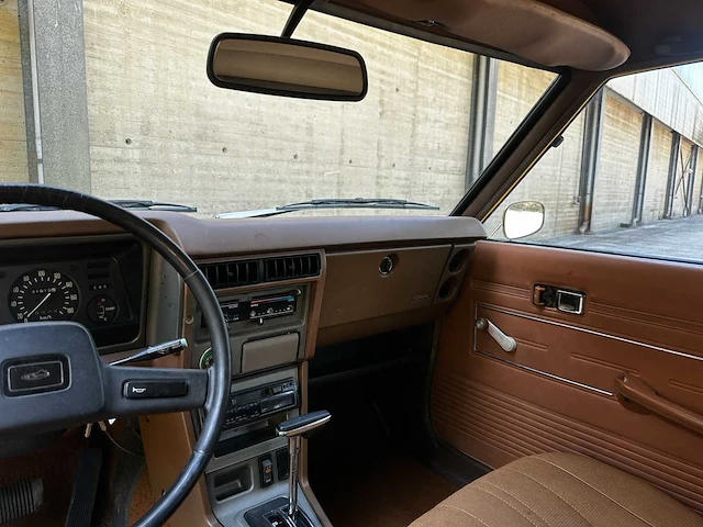 Toyota carina 1600 de luxe automatic 75pk 1976 - afbeelding 27 van  36