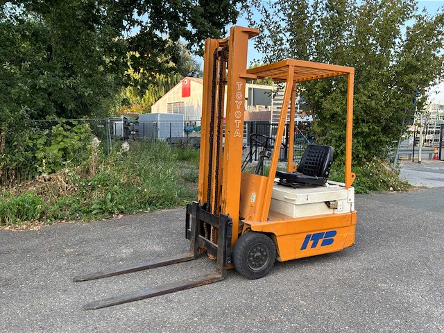 Toyota fbe 15 elektrische vorkheftruck 1500kg 3700mm - afbeelding 6 van  13