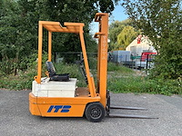 Toyota fbe 15 elektrische vorkheftruck 1500kg 3700mm - afbeelding 11 van  13