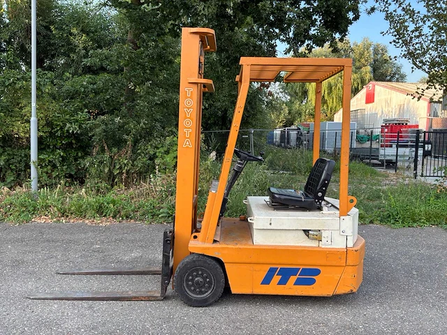 Toyota fbe 15 elektrische vorkheftruck 1500kg 3700mm - afbeelding 1 van  13
