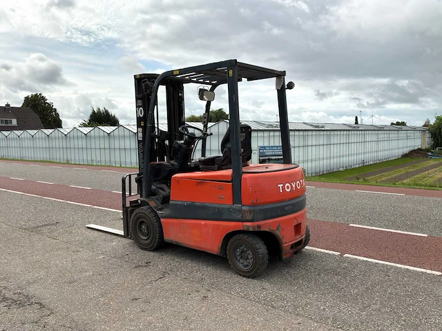 Toyota fbmf25 vorkheftruck - afbeelding 23 van  24