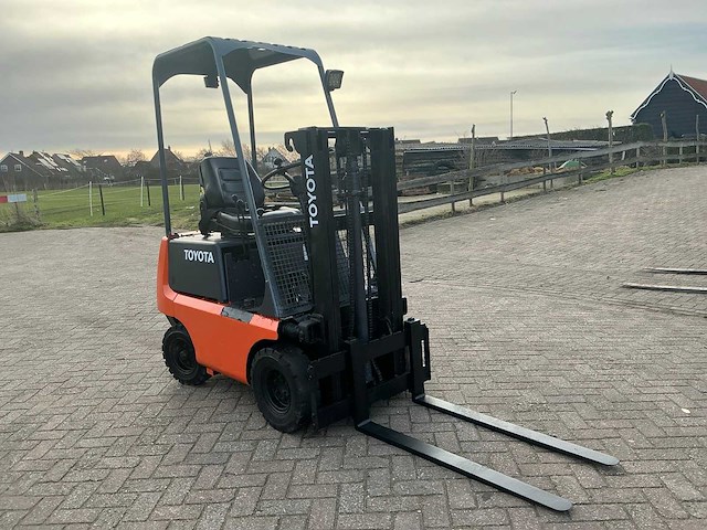 Toyota fg 9 vorkheftruck - afbeelding 5 van  10