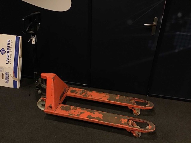 Toyota hand hydraulische palletwagen - afbeelding 1 van  7