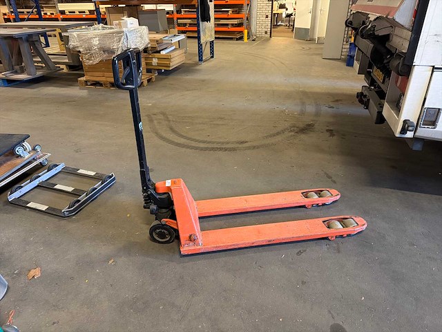Toyota hand hydraulische palletwagen - afbeelding 1 van  5