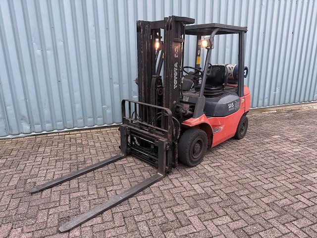 Toyota heftruck met 4e ventiel-vorkversteller-sideshift-470cm hoog-weing uren 6445 - afbeelding 9 van  13