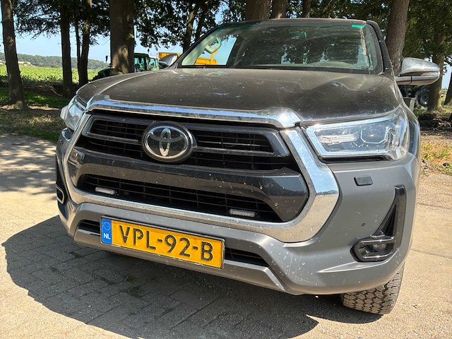 Toyota hikux 2.4 d-4d xc cool c bedrijfswagen - afbeelding 2 van  43