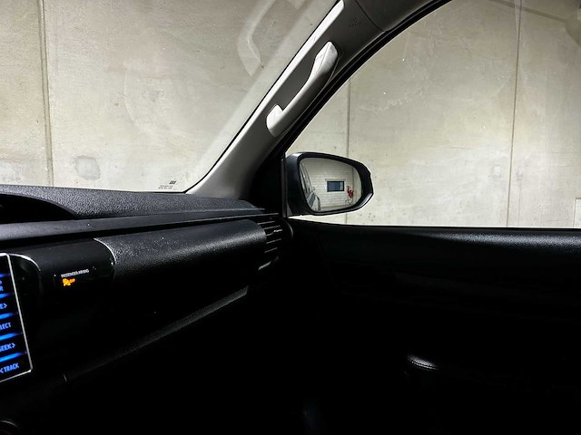 Toyota hilux 2.4 d-4d-f xtra cab comfort 150pk 2017 (origineel-nl), v-833-jr - afbeelding 6 van  21