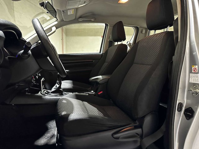 Toyota hilux 2.4 d-4d-f xtra cab comfort 150pk 2017 (origineel-nl), v-833-jr - afbeelding 7 van  21
