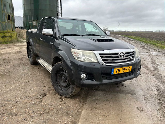 Toyota hilux 2.5 d-4d sx xtra cab bedrijfswagen - afbeelding 19 van  30