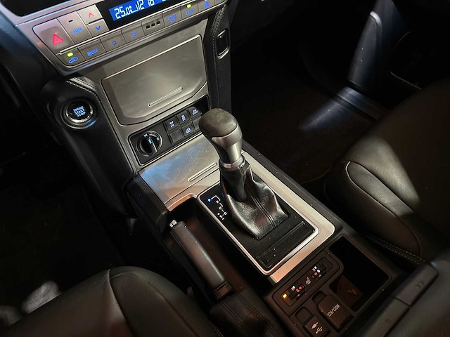 Toyota land cruiser 2.8 d-4d-f challenger blind van 177pk 2020, vhh-33-h bedrijfswagen - afbeelding 17 van  34