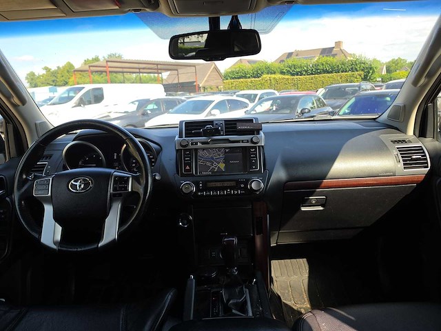 Toyota land cruiser 2.8 d-4d-f vx blind van | vt-252-x i - afbeelding 23 van  31