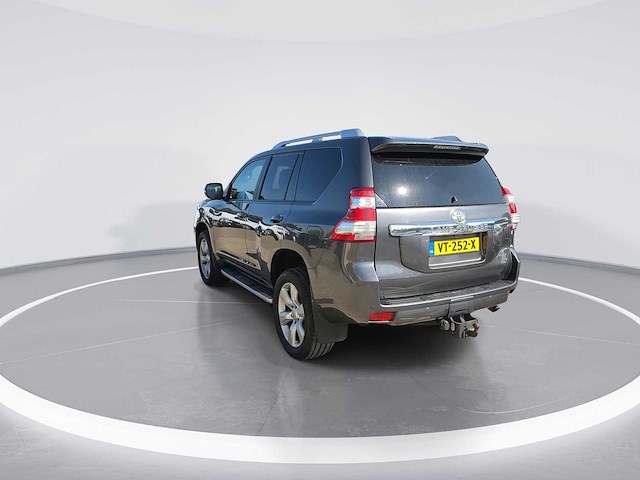 Toyota land cruiser 2.8 d-4d-f vx blind van | vt-252-x i - afbeelding 28 van  31