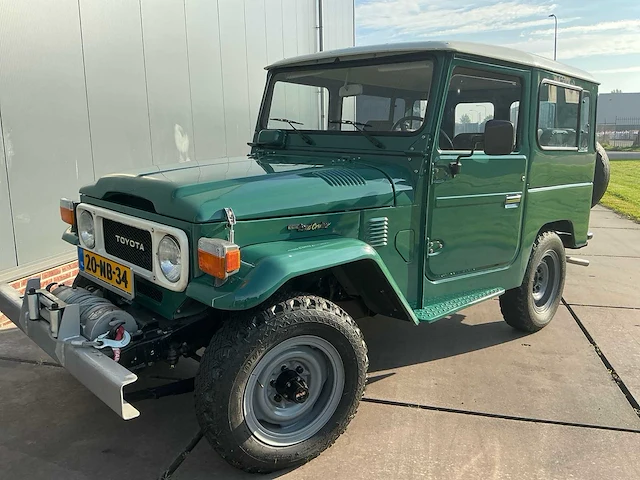 Toyota land cruiser bj40 hardtop land cruiser bj40 oldtimer - afbeelding 22 van  45