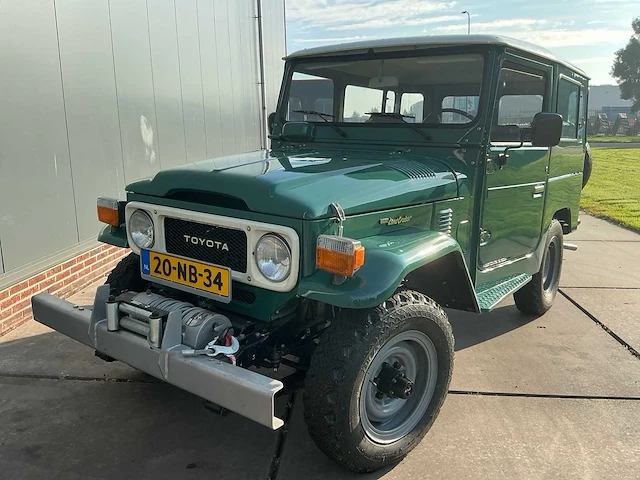 Toyota land cruiser bj40 hardtop land cruiser bj40 oldtimer - afbeelding 24 van  45