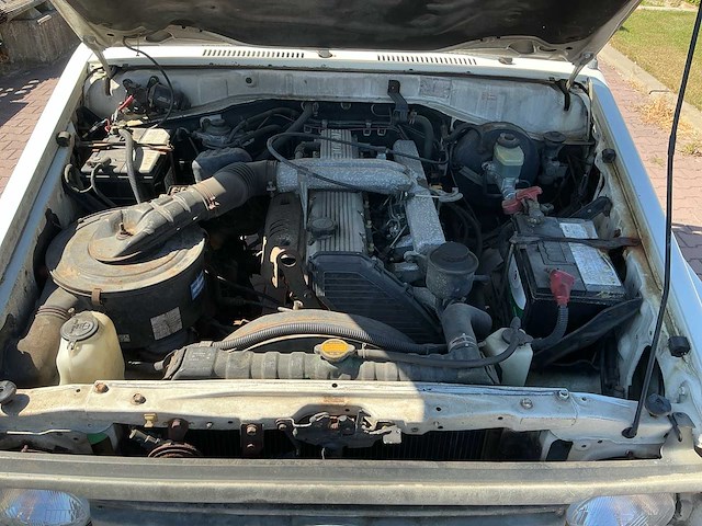 Toyota land cruiser heavy duty 4.2 pick-up bedrijfswagen origineel nederlands - afbeelding 18 van  27