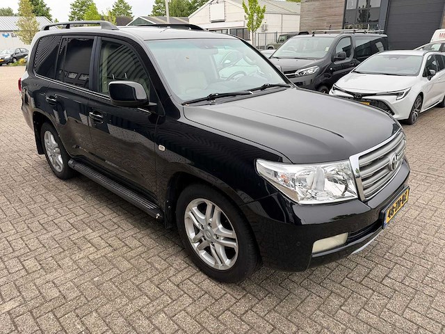 Toyota land cruiser v8 4.5 d-4d executive 7p. | 48-zh-bz i - afbeelding 9 van  13