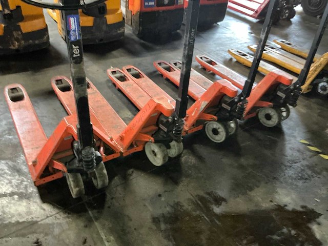 Toyota lhm230 hand hydraulische palletwagen (4x) - afbeelding 3 van  7