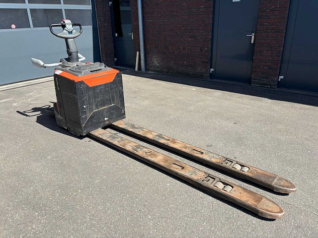 Toyota lpe 200 elektrische pallethefwagen - afbeelding 1 van  12