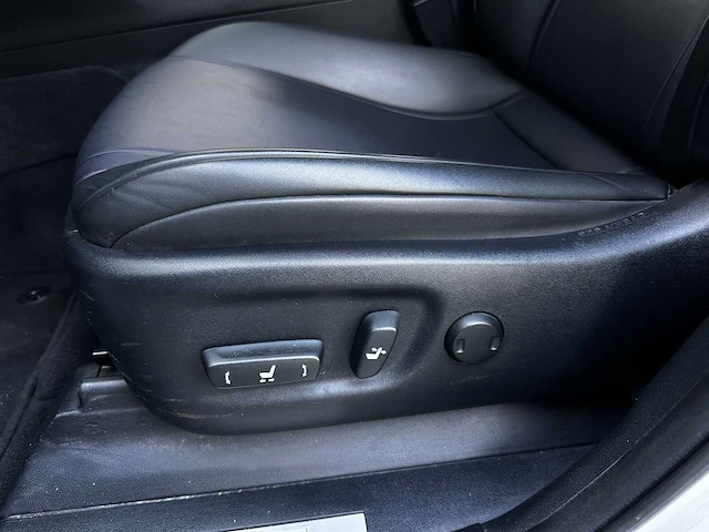 Toyota mirai fcv executive 154pk 2016, kpv-46-t - afbeelding 16 van  51