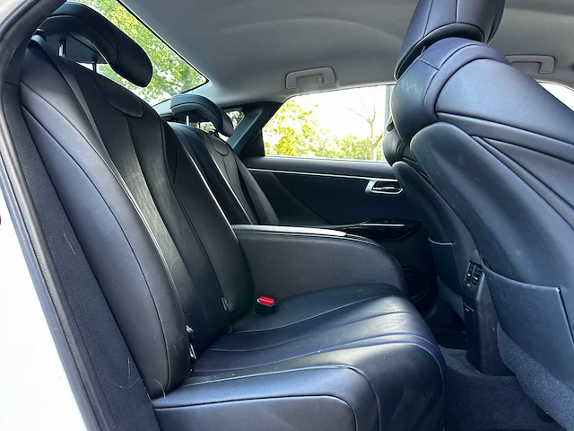 Toyota mirai fcv executive 154pk 2016, kpv-46-t - afbeelding 36 van  51