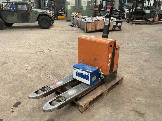 Toyota pm16 elektrische palletwagen - afbeelding 2 van  6