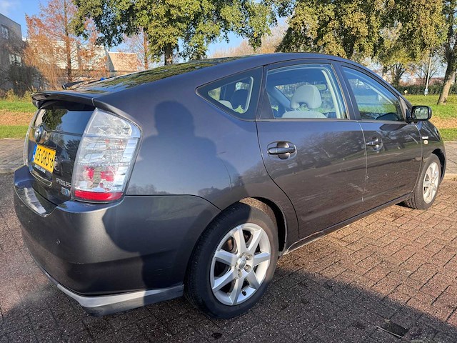 Toyota prius 1.5 vvt i comfort, 05-grs-6 - afbeelding 7 van  14